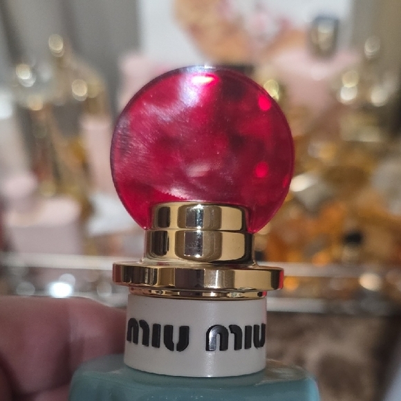 Miu Miu Eau de Parfum - Red and Gray - Picture 5 of 5